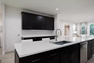 42167 Stone Press Ter, Ashburn, VA 20148 - Photo 4