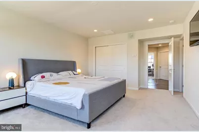 22669 Naugatuck Square, Ashburn, VA 20148 - Photo 18