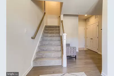 22669 Naugatuck Square, Ashburn, VA 20148 - Photo 2