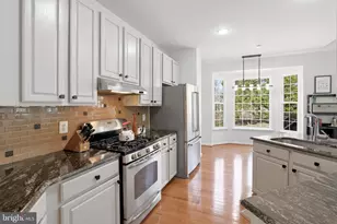 21422 Plymouth Pl, Ashburn, VA 20147 - Photo 4