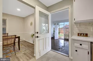 104 W Amhurst Pl, Sterling, VA 20164 - Photo 30