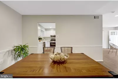 104 W Amhurst Place, Sterling, VA 20164 - Photo 10