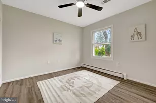 104 W Amhurst Pl, Sterling, VA 20164 - Photo 22