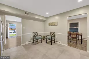 104 W Amhurst Pl, Sterling, VA 20164 - Photo 14