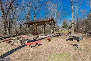 104 W Amhurst Pl, Sterling, VA 20164 - Photo 50