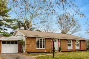 104 W Amhurst Pl, Sterling, VA 20164 - Photo 44