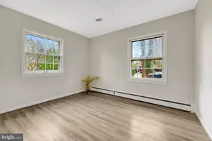 104 W Amhurst Pl, Sterling, VA 20164 - Photo 24