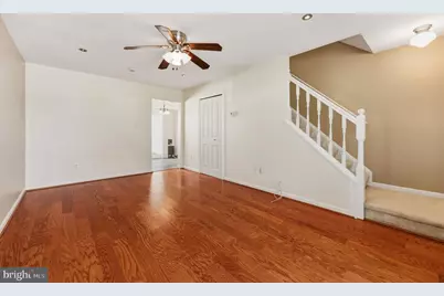 2 Providence Square, Sterling, VA 20164 - Photo 4