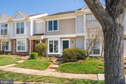 2 Providence Square, Sterling, VA 20164 - Photo 2