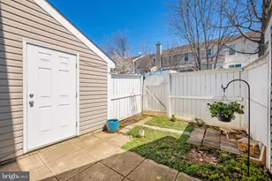 2 Providence Square, Sterling, VA 20164 - Photo 26