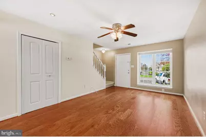 2 Providence Square, Sterling, VA 20164 - Photo 8