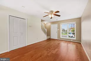 2 Providence Square, Sterling, VA 20164 - Photo 8