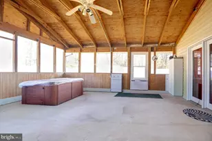 1118 S Williamsburg Ct, Sterling, VA 20164 - Photo 26