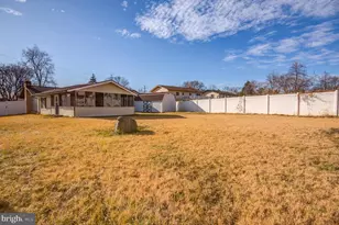 1118 S Williamsburg Ct, Sterling, VA 20164 - Photo 30