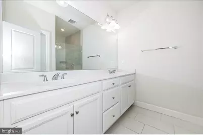 45366 Daveno Square, Sterling, VA 20164 - Photo 32