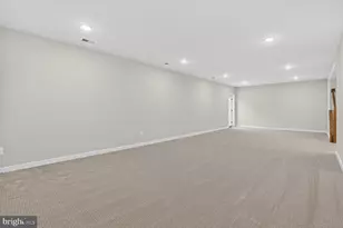 22745 Stratus Pl, Ashburn, VA 20148 - Photo 24