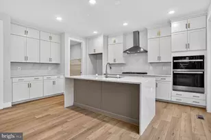 22745 Stratus Pl, Ashburn, VA 20148 - Photo 2