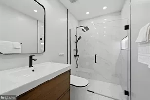 42811 Sykes Terrace, Chantilly, VA 20152 - Photo 10