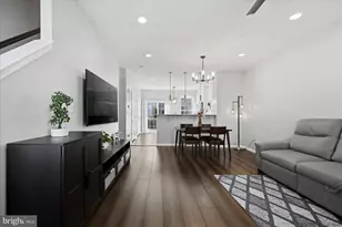 42811 Sykes Terrace, Chantilly, VA 20152 - Photo 8