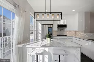 42811 Sykes Terrace, Chantilly, VA 20152 - Photo 10