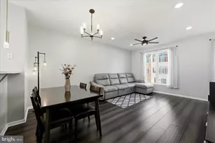 42811 Sykes Terrace, Chantilly, VA 20152 - Photo 6