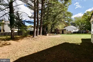 10217 McKean Ct, Great Falls, VA 22066 - Photo 34