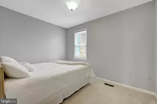 34 Lipscomb Ct, Sterling, VA 20165 - Photo 48