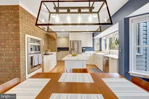 34 Lipscomb Ct, Sterling, VA 20165 - Photo 20