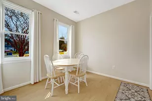 34 Lipscomb Ct, Sterling, VA 20165 - Photo 34