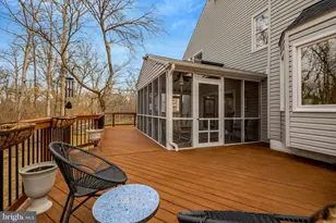 34 Lipscomb Ct, Sterling, VA 20165 - Photo 64