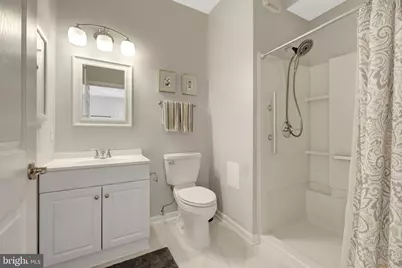 34 Lipscomb Court, Sterling, VA 20165 - Photo 36