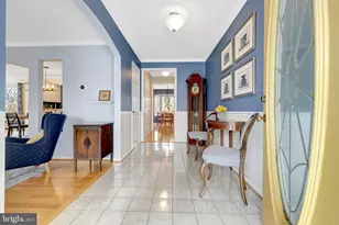 34 Lipscomb Ct, Sterling, VA 20165 - Photo 8