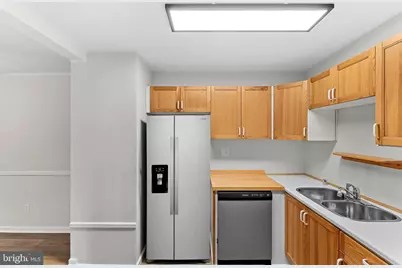 221 N Emory Drive #8, Sterling, VA 20164 - Photo 10