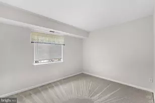 221 N Emory Dr, Sterling, VA 20164 - Photo 24