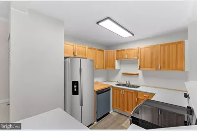 221 N Emory Drive #8, Sterling, VA 20164 - Photo 8