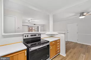 221 N Emory Dr, Sterling, VA 20164 - Photo 12