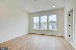 42609 Houdini Rst Ter, Leesburg, VA 20176 - Photo 14