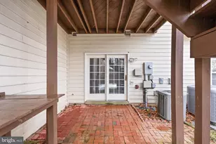 25488 Crossfield Dr, Chantilly, VA 20152 - Photo 52