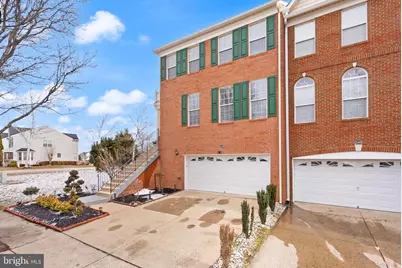 25488 Crossfield Drive, Chantilly, VA 20152 - Photo 4