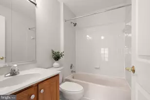 25488 Crossfield Dr, Chantilly, VA 20152 - Photo 42