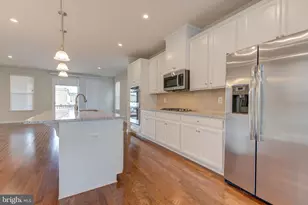 22313 Seabring Terrace, Ashburn, VA 20148 - Photo 8