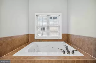 20726 Crescent Pointe Pl, Ashburn, VA 20147 - Photo 14