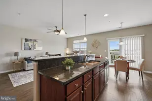 43837 Kingston Station Terrace, Ashburn, VA 20148 - Photo 4