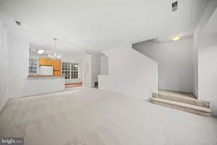 23094 Fontwell Square, Sterling, VA 20166 - Photo 2