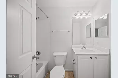 23094 Fontwell Square, Sterling, VA 20166 - Photo 12