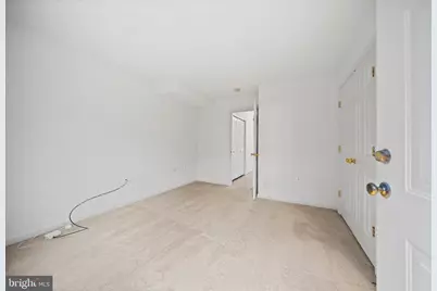 23094 Fontwell Square, Sterling, VA 20166 - Photo 14