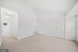 23094 Fontwell Square, Sterling, VA 20166 - Photo 8