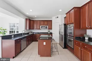 42637 Willow Bend Dr, Brambleton, VA 20148 - Photo 14