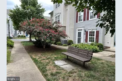 21759 Dragons Green Square, Ashburn, VA 20147 - Photo 2