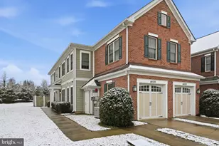 44025 Vaira Terrace, Chantilly, VA 20152 - Photo 2